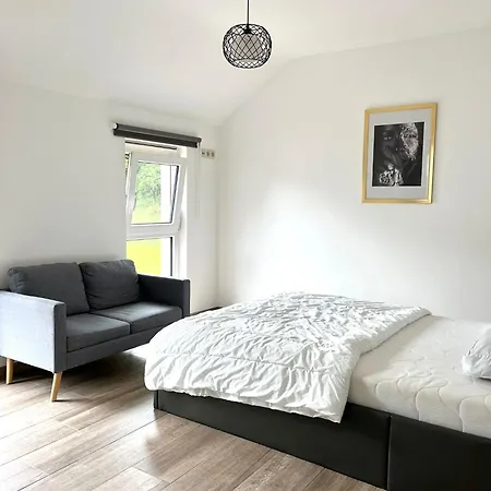 Le Louenchente Holiday home